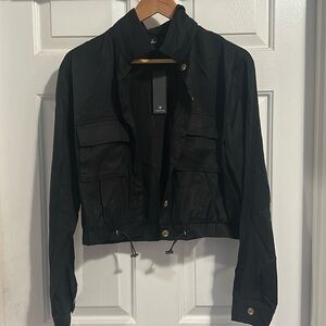 New with tags! Lulus lightweight button down top!